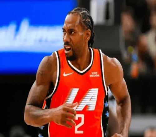 詹姆斯精准,传球,助浓眉哥轻,北京单场官网,彩票平台,在线投注,单场赛事,彩票分析