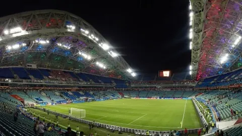 利物浦惨败水晶宫，马内破纪录萨拉赫造三球独舞